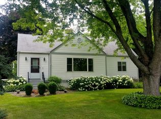 1S221 Euclid Ave, Villa Park, IL