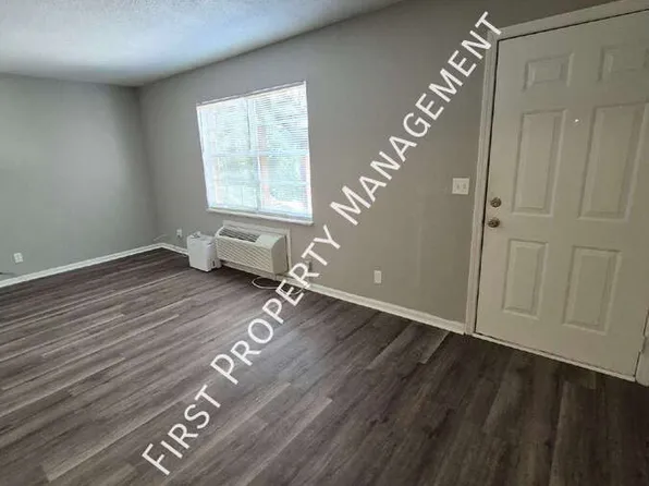 4293 Byrnewood Village Cir #B, Hixson, TN 37343