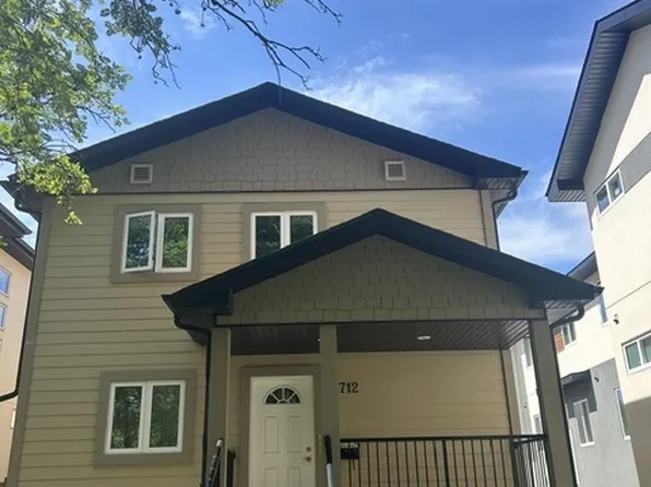 7712 110th St NW, Edmonton, AB T6G 1G1
