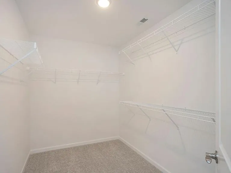 3807 Lantern Ln — Photo 14