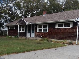 117-119 Cedar Ave, Portsmouth, RI 02871