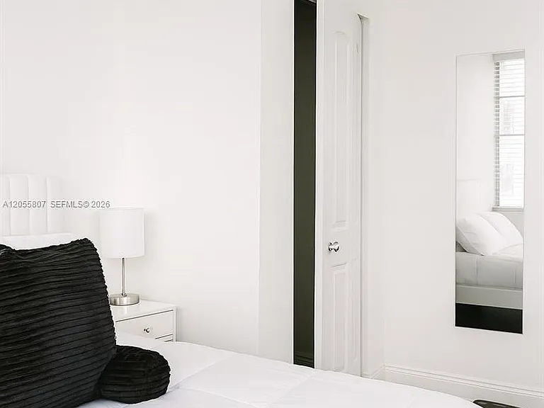 905 Brickell Bay Dr #1022 — Photo 18