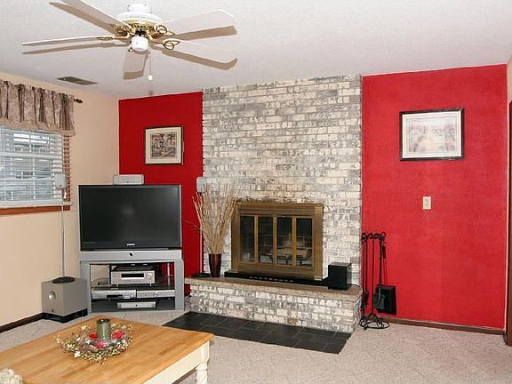 5th image of 16610 Galaxie Way