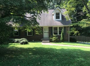 408 Crabtree Cir, Clarksville, TN 37040