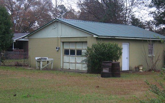 3rd image of 619 Mimosa Dr