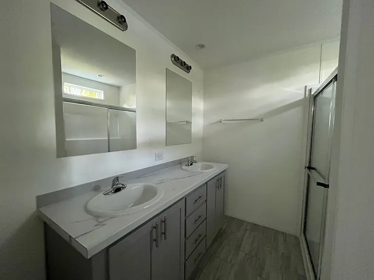 18 Eland Dr #18 — Photo 5