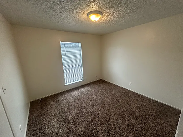 6019 N College Ave #G — Photo 7
