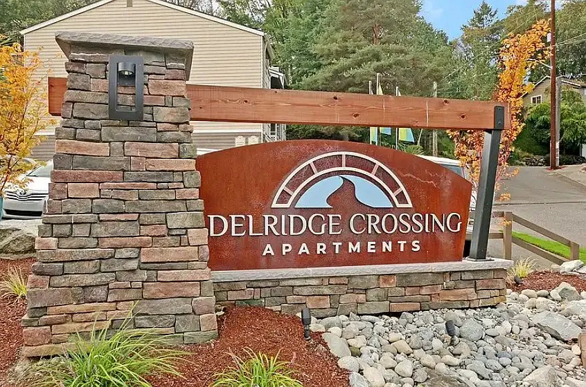 Delridge Crossing Apartments — Photo 2
