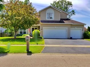 1144 Heavens Gate, Lake In The Hills, IL 60156