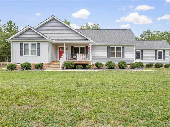 1875 Moody Fox Ln, Carson, VA 23830