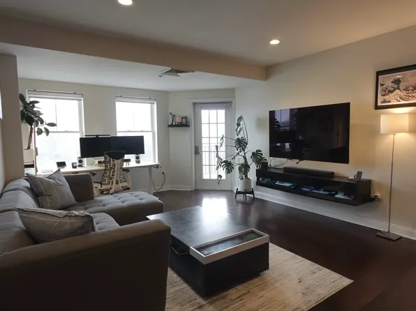 10 Seaport Dr, Quincy, MA