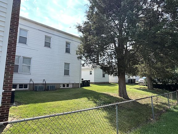 5th image of 1801 Goodman Ave