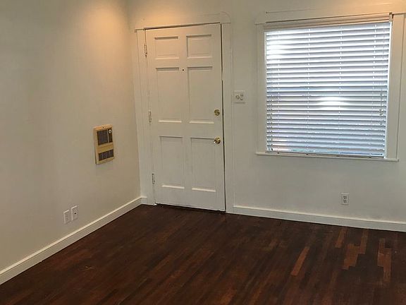 4th image of 1930 3rd Ave #1922