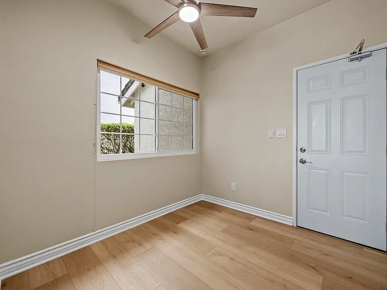 13254 Tiverton Rd — Photo 36