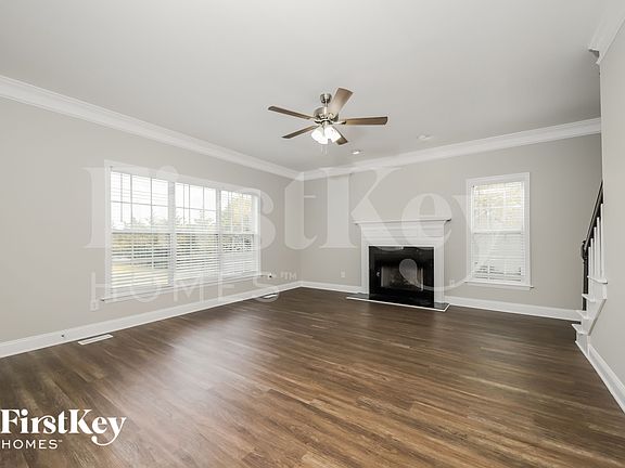 3rd image of 109 Old March Rd