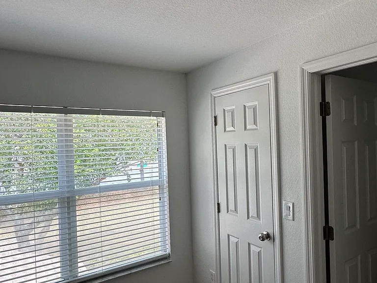 5172 Leeds Rd #5172 — Photo 10