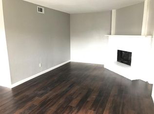 1516 Bay Area Blvd #E-4, Houston, TX 77058