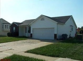 1171 Pinewood Place Dr, O'Fallon, MO 63366