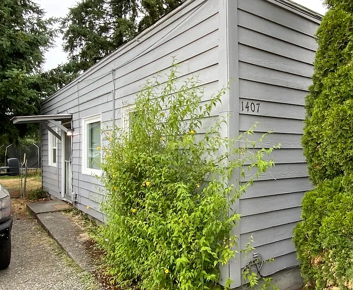 1407 104th St S — Photo 1