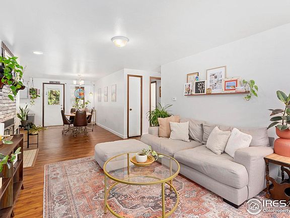 2nd image of 2216 Albany Ct