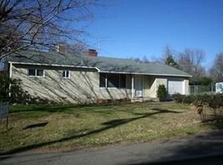 5460 Elm Ln, Redding, CA 96001