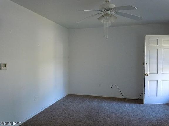 5th image of 23516 Lake Shore Blvd Unit 21