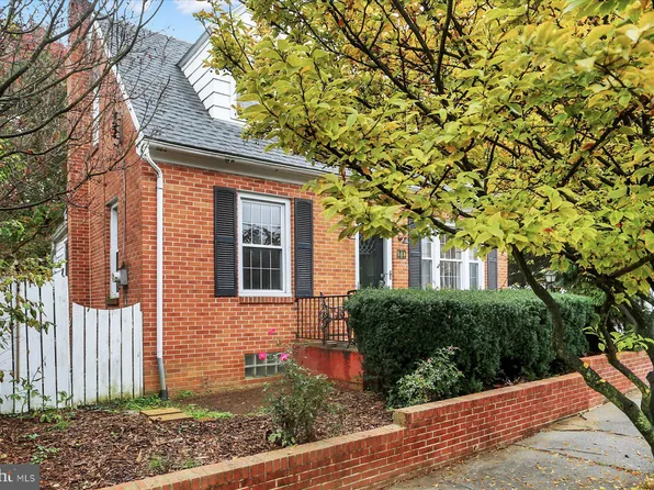308 11th St, New Cumberland, PA 17070