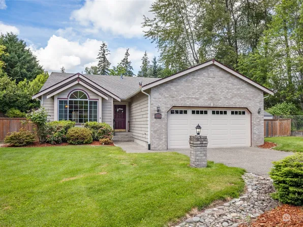 19621 5th Street E, Lake Tapps, WA 98391
