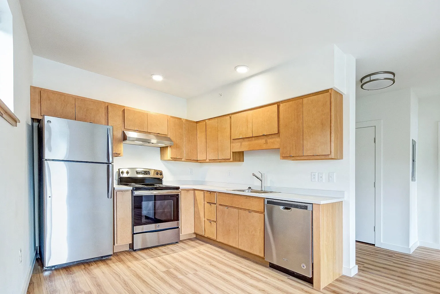 South End Apartments — Photo 3