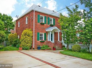 4817 9th St N, Arlington, VA 22203