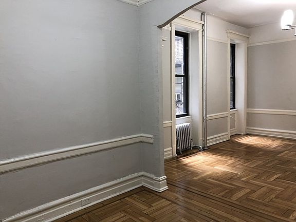3rd image of 95 Eastern Pkwy APT 1D