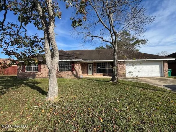 51 Wingate Dr, Gulfport, MS 39503