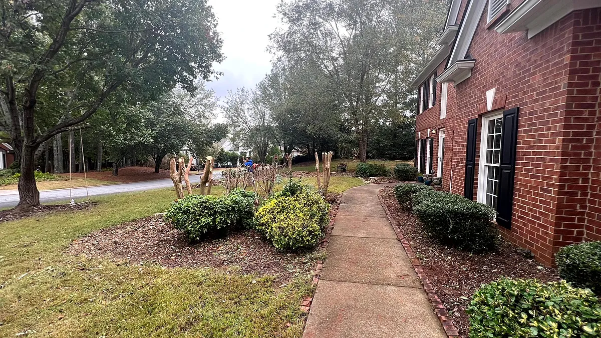 Building Photo - 705 Bellemeade Pl