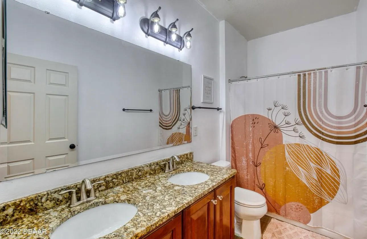 3 bed, 2211 sqft, $3,500 — Photo 4