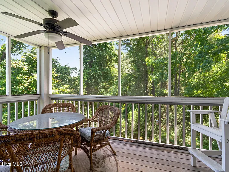 3350 Club Villas Dr #2103 — Photo 25