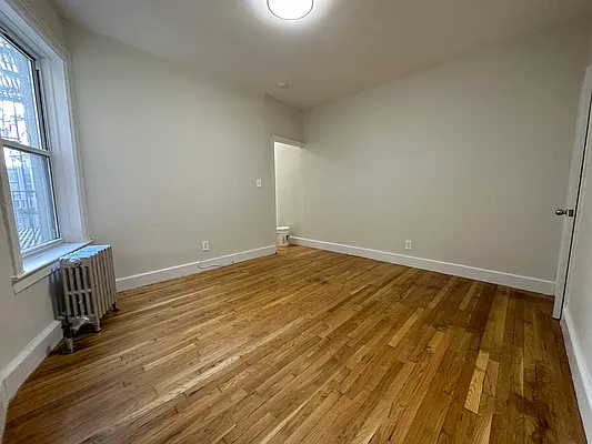 Rented by Oxford Property Group | media 6