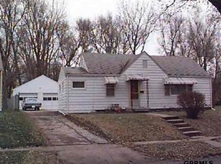 18 S Martinview Rd, Bellevue, NE 68005