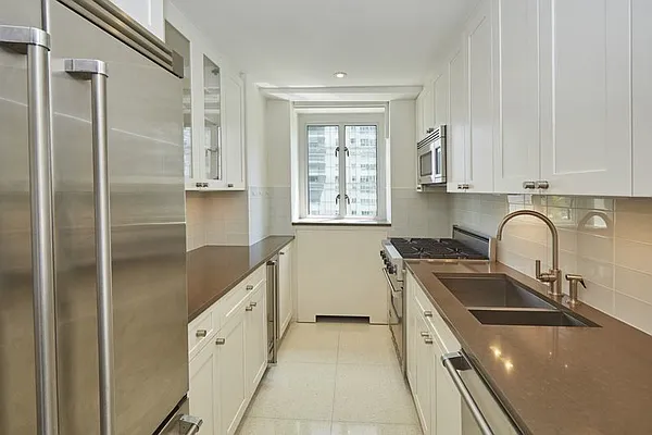 Rented by Brown Harris Stevens | media 25