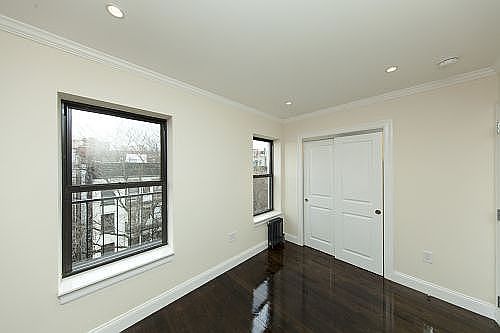 4th image of 441 E 9th St APT 5