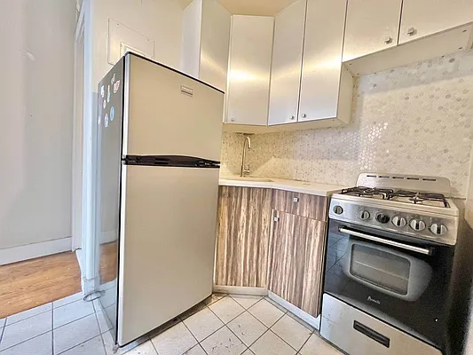 Rented by Doorway NYC, LLC | media 23