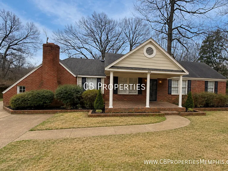 895 Mosby Rd — Photo 1