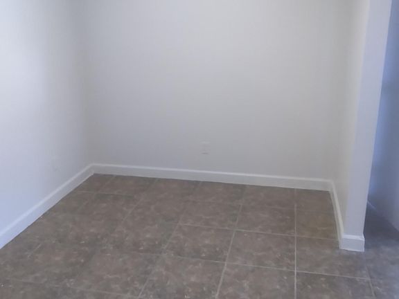 5th image of 1122 E 9th St APT 45