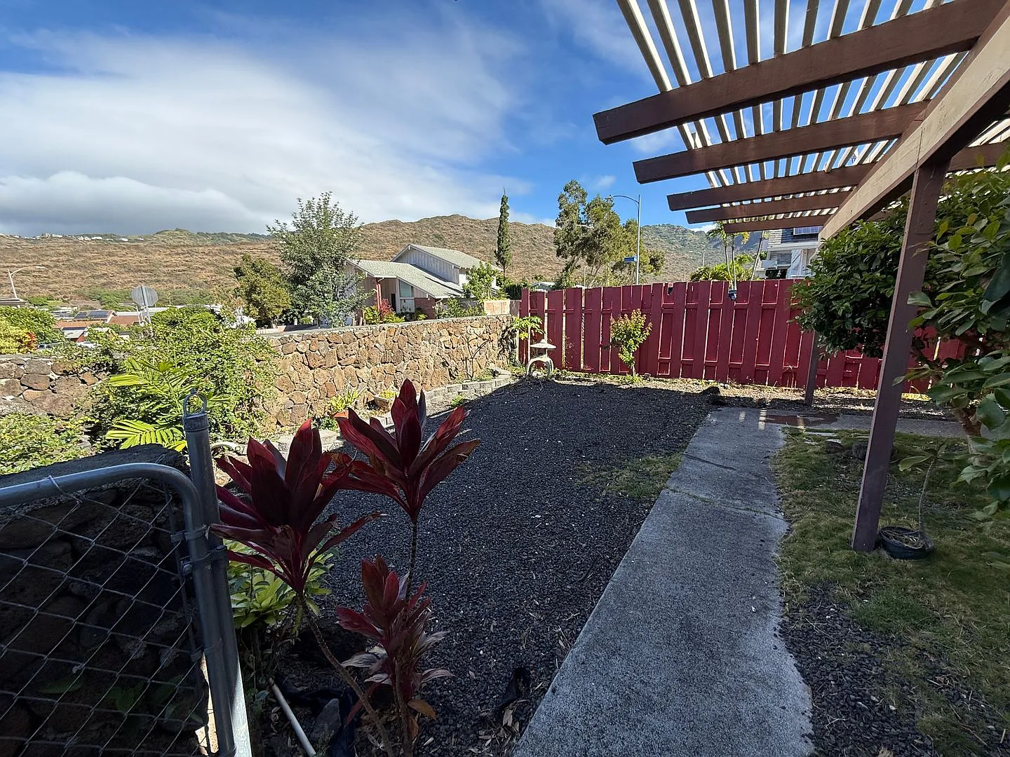 spacious 4/2/2 — Photo 3