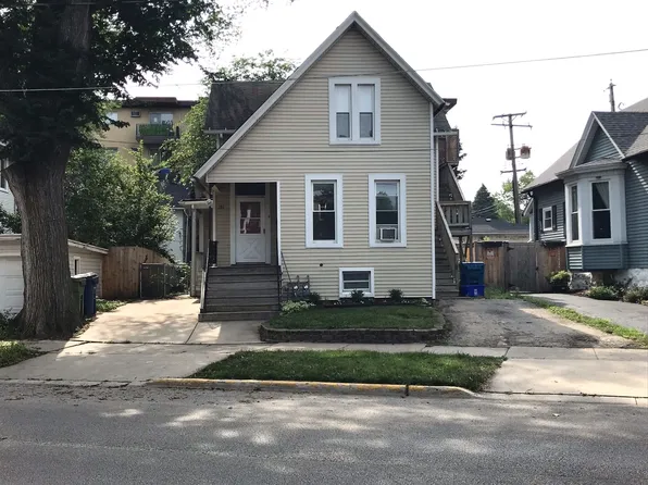 121 Circle Ave, Forest Park, IL 60130