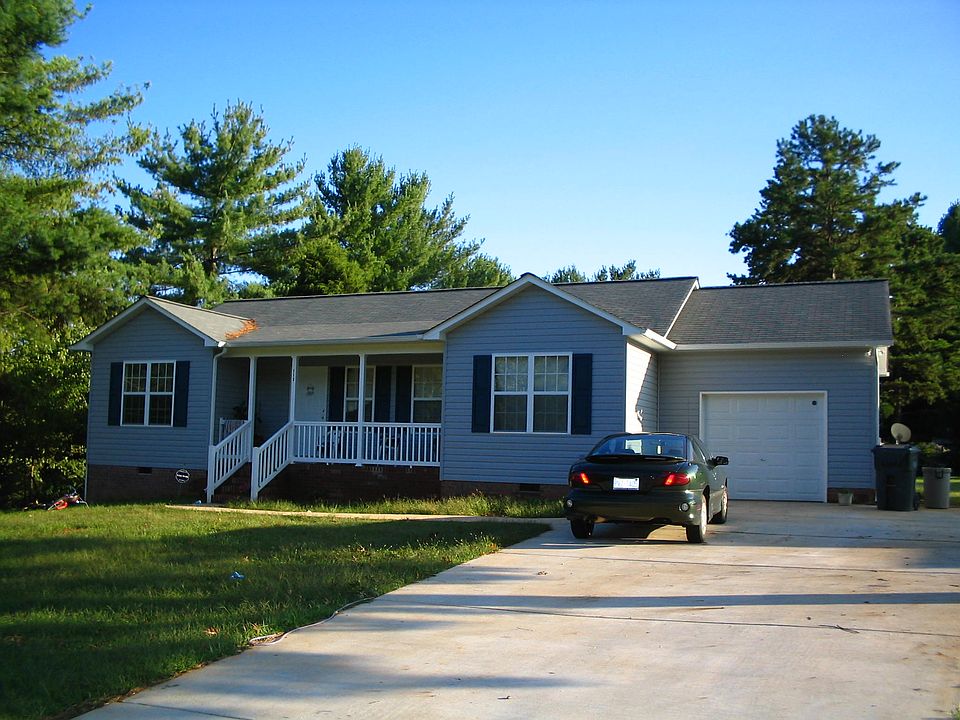 1st image of 113 Bass Ln