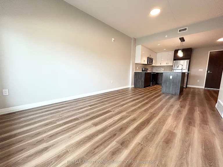 28 Westhill Dr #LL02 — Photo 9