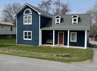 112 N Forest Rd, Beckley, WV 25801