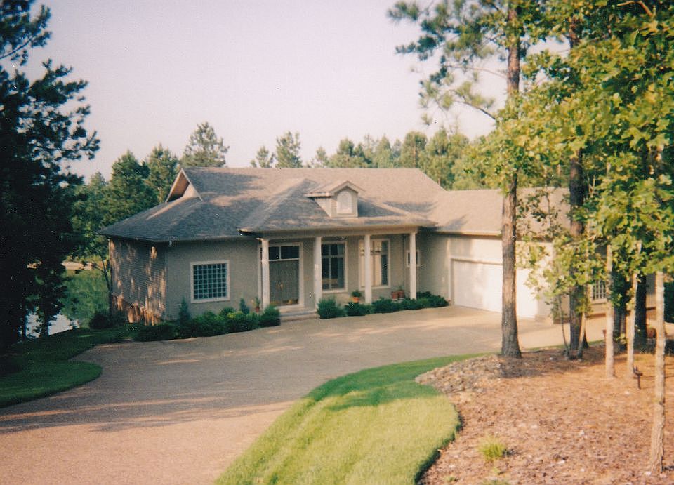 Siding, stucco, brick