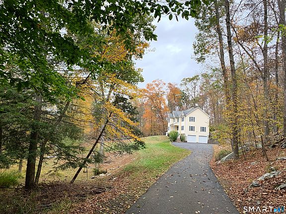 3rd image of 55A Butterfield Road