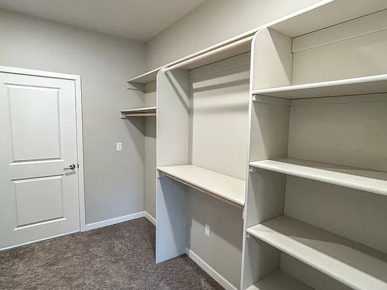 620 Research Dr — Photo 19
